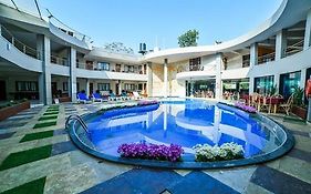 White Sands Resort & Spa