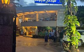 White Sands Resort & Spa